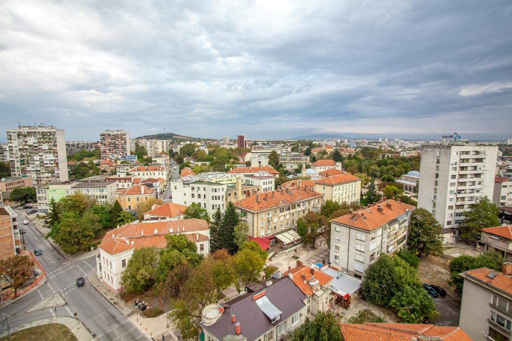 Panorama Top Floor Rooms In Hotel Tundzha Yambol Exterior foto
