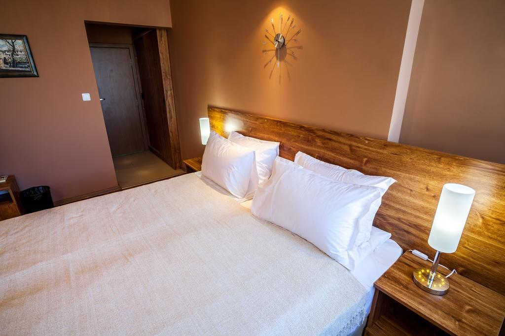 Panorama Top Floor Rooms In Hotel Tundzha Yambol Exterior foto